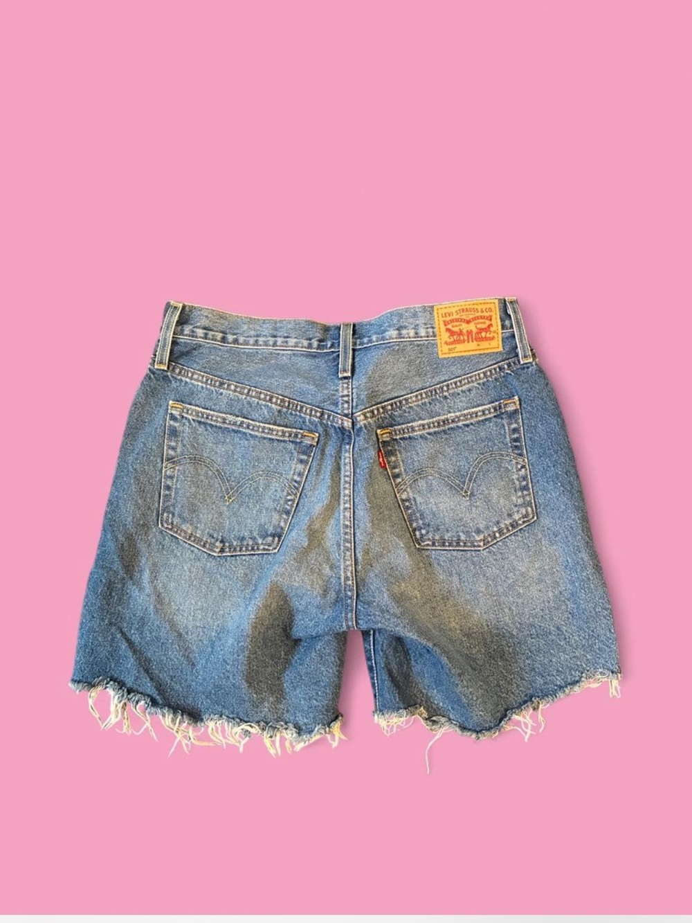 💙 Levi’s 501 Distressed Denim Shorts | W29 | High Rise💙